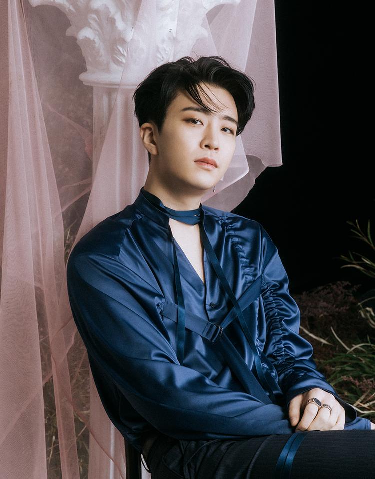 TOP 10 Sexiest Outfits Of GOT7's Youngjae