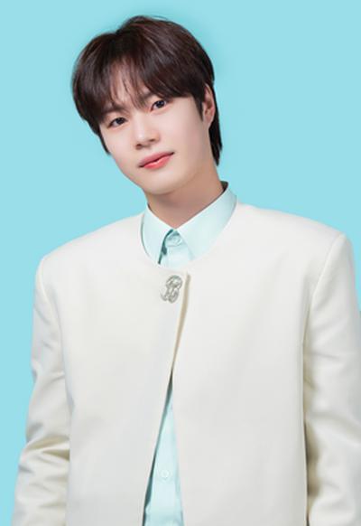 Hwang Hee Woo
